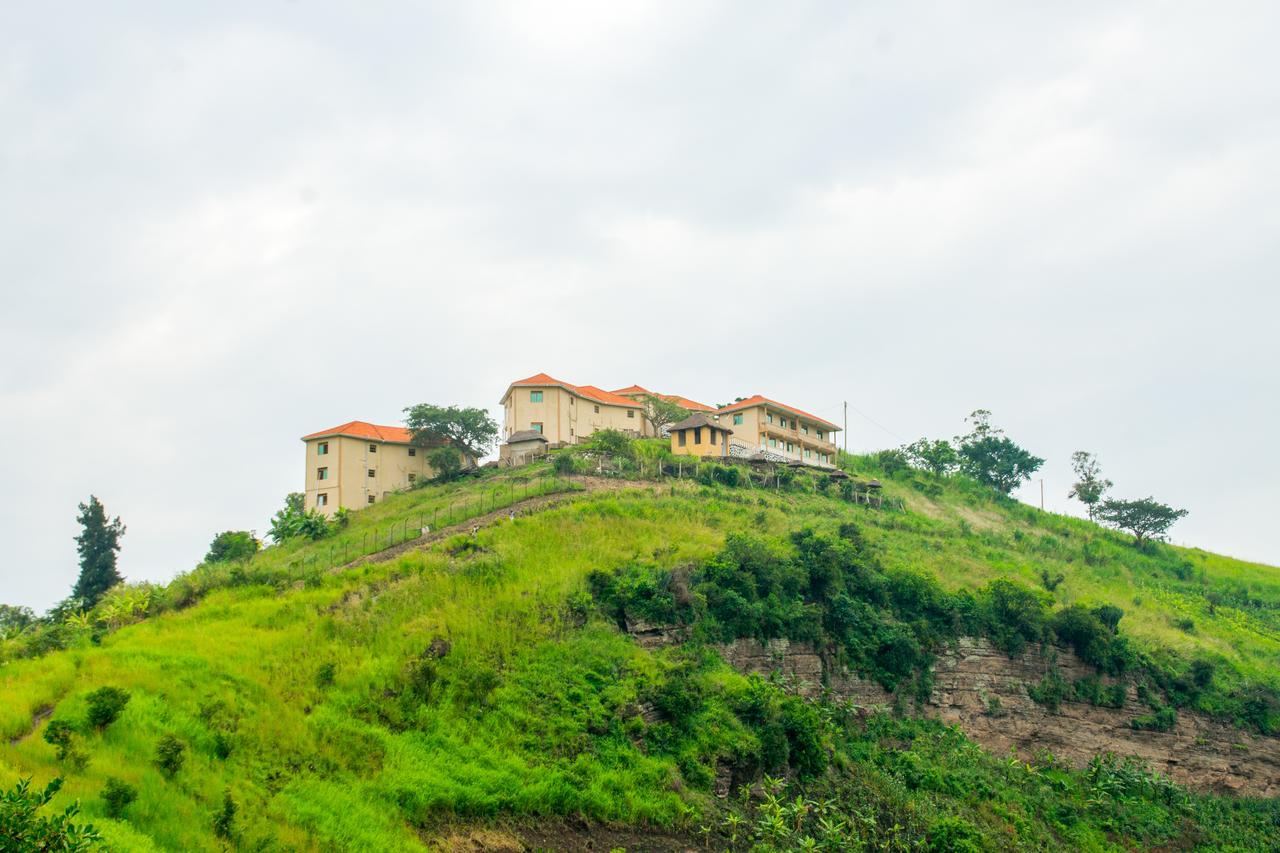 Queen Elizabeth Pvt Lodge Kichwamba Esterno foto